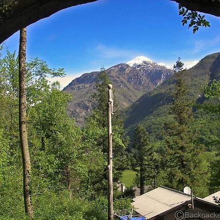 بيت شباب Baracca Backpacker Aurigeno المظهر الخارجي الصورة
